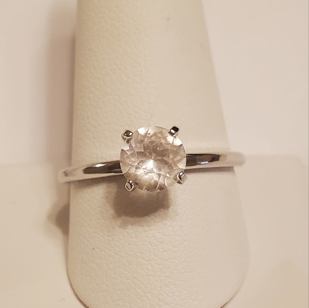 Vintage Uncas Silver Solitaire Crystal Ring